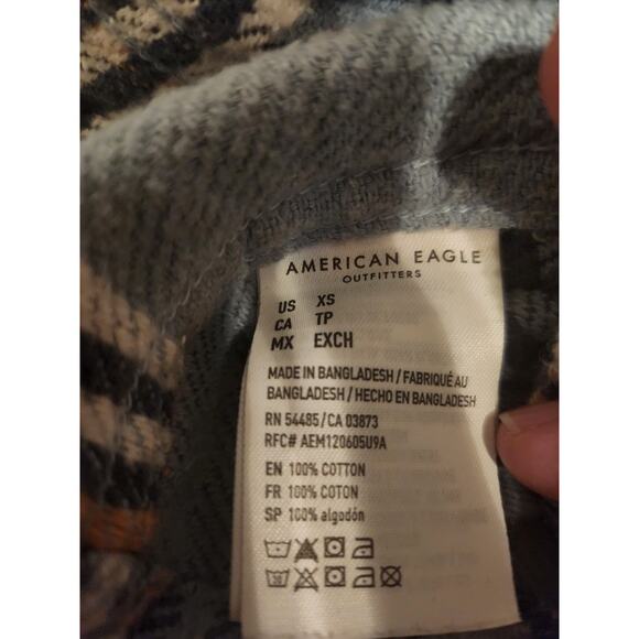 American Eagle Shirt XS Blue Plaid Flannel Relaxed‎ Fit Button-down - Picture 5 of 10